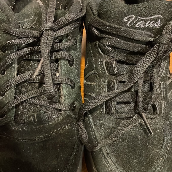 Early 2000s non matching same size Hudson Hera black vans womens size 7 - Picture 4 of 10